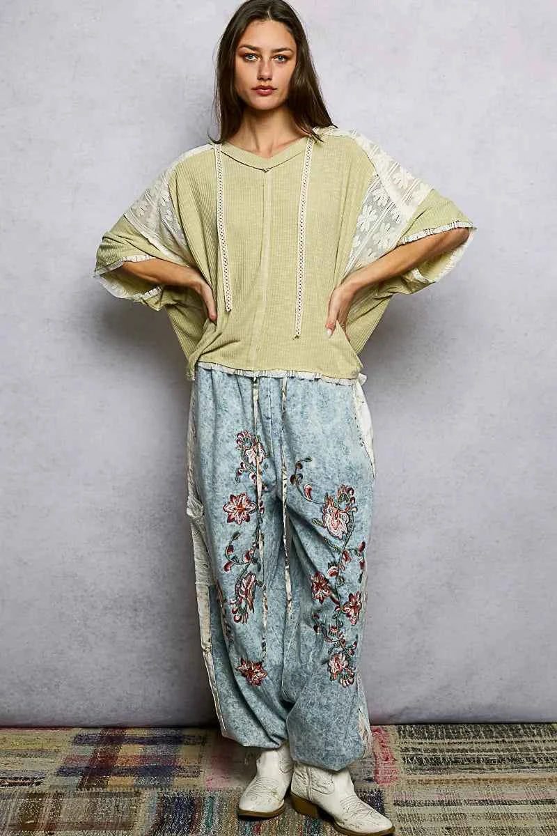 POL Short Sleeve Hoodie Top with Lace Detail POL Short Sleeve Hoodie Top with Lace Detail