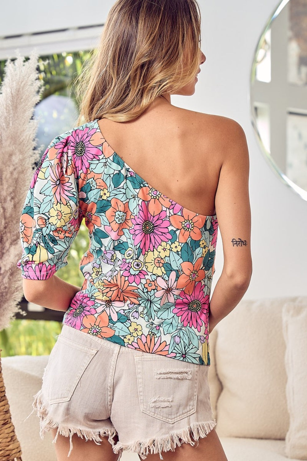 BiBi Floral Puff Sleeve One Shoulder Top BiBi Floral Puff Sleeve One Shoulder Top - TopFashionHQ