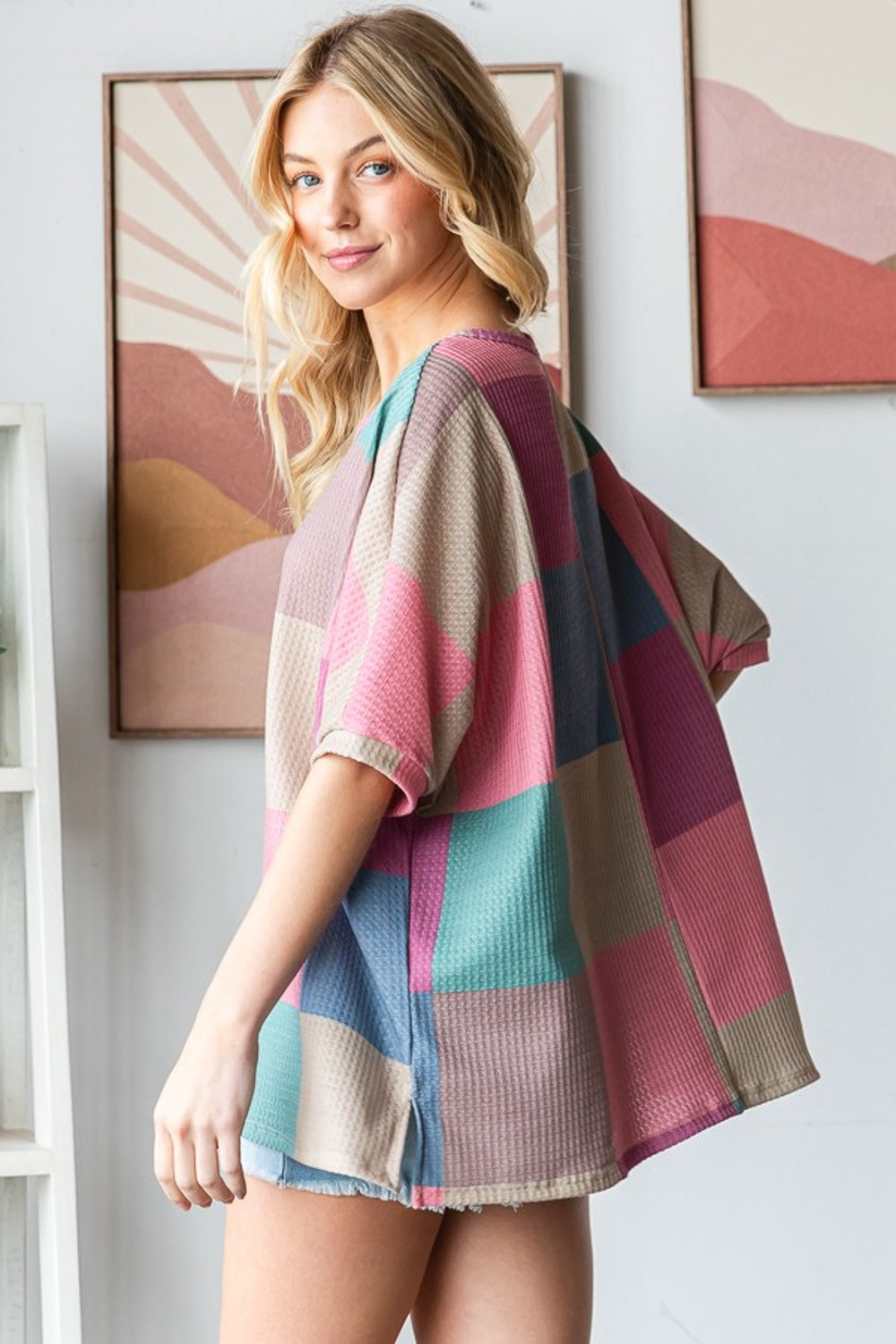 HOPELY Full Size Checkered Round Neck Side Slit T-Shirt HOPELY Full Size Checkered Round Neck Side Slit T-Shirt - TopFashionHQ