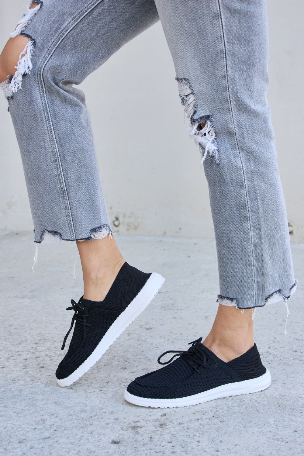 Forever Link Flat Round Toe Lace-Up Sneakers Forever Link Flat Round Toe Lace-Up Sneakers - TopFashionHQ