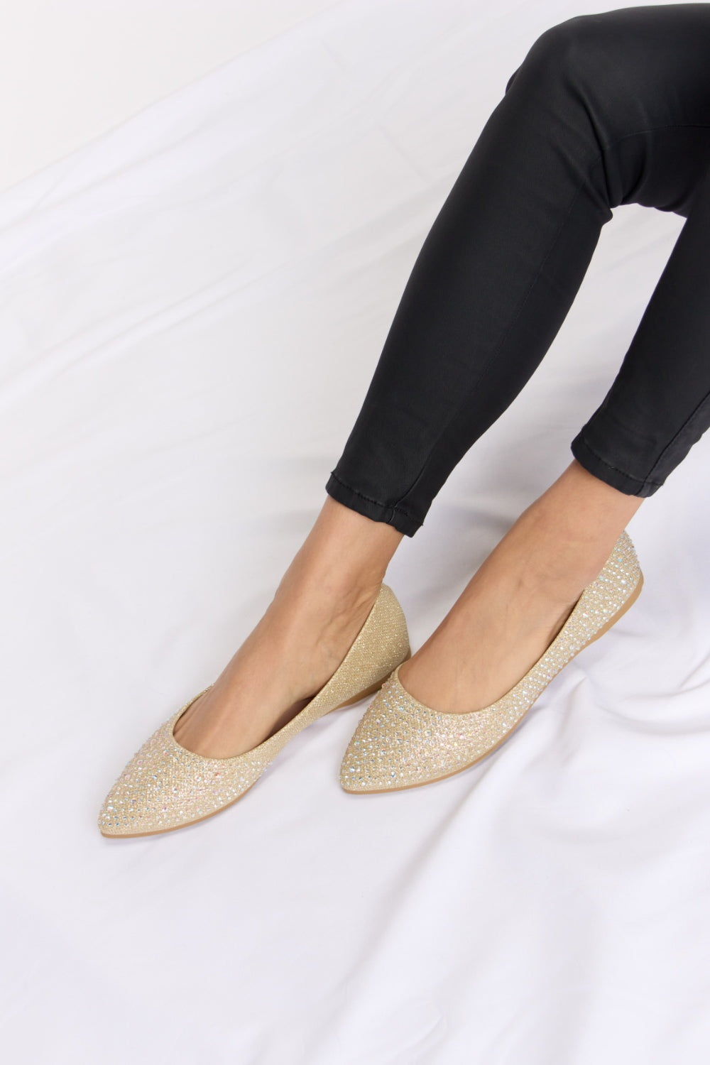 Forever Link Rhinestone Point Toe Flat Slip-Ons Forever Link Rhinestone Point Toe Flat Slip-Ons - TopFashionHQ
