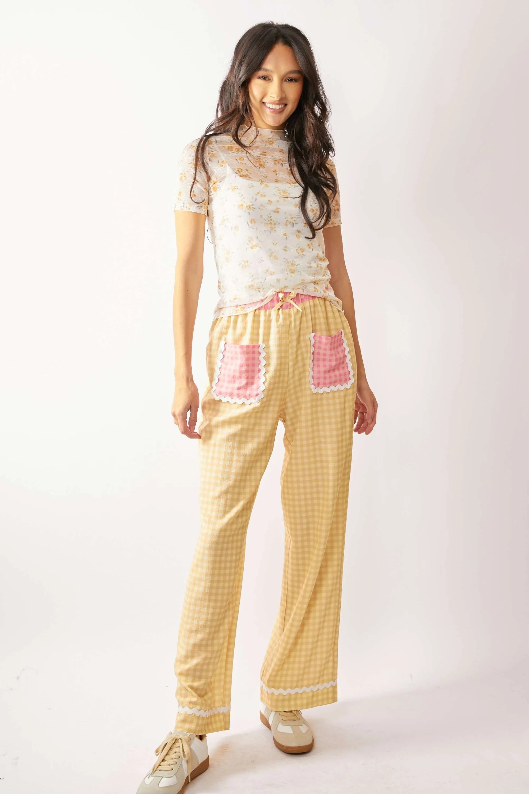 Davi & Dani Loose Turtle Neck Lace Mesh Lace Sheer Top 91e1a1e8daef463c8ef95cc655684182-Max-Origin