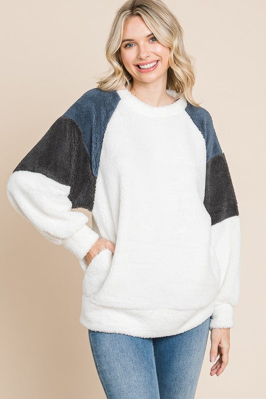 Culture Code Color Block Faux Fur Raglan Sleeve Sweatshirt Culture Code Color Block Faux Fur Raglan Sleeve Sweatshirt - TopFashionHQ