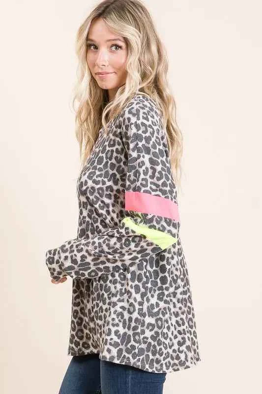BiBi Leopard Thermal Top with Contrast Color Block BiBi Leopard Thermal Top with Contrast Color Block