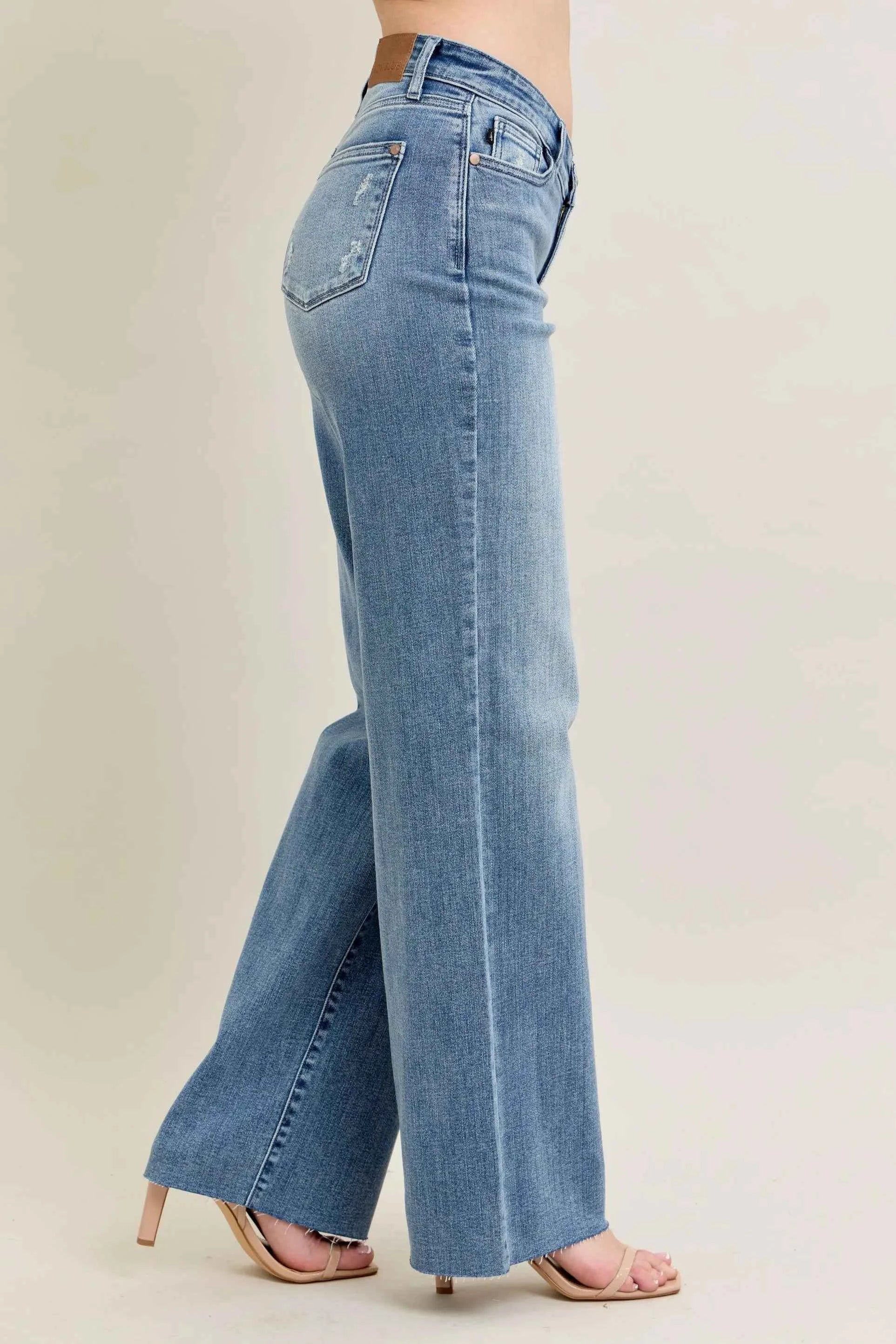 Judy Blue Full Size V - Front Baggy Jeans Plus Size Judy Blue Full Size V - Front Baggy Jeans Plus Size