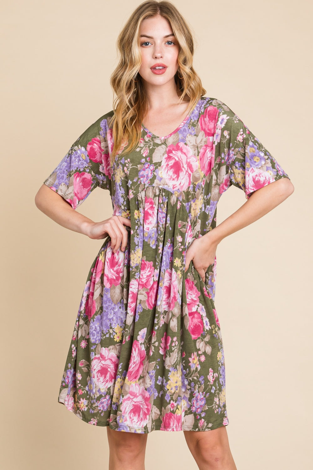 BOMBOM Flower Print V-Neck Ruched Dress BOMBOM Flower Print V-Neck Ruched Dress - TopFashionHQ