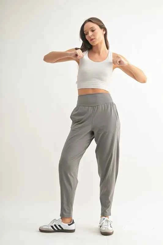 MONO B Flowbarrel High Waist Active Pants MONO B Flowbarrel High Waist Active Pants