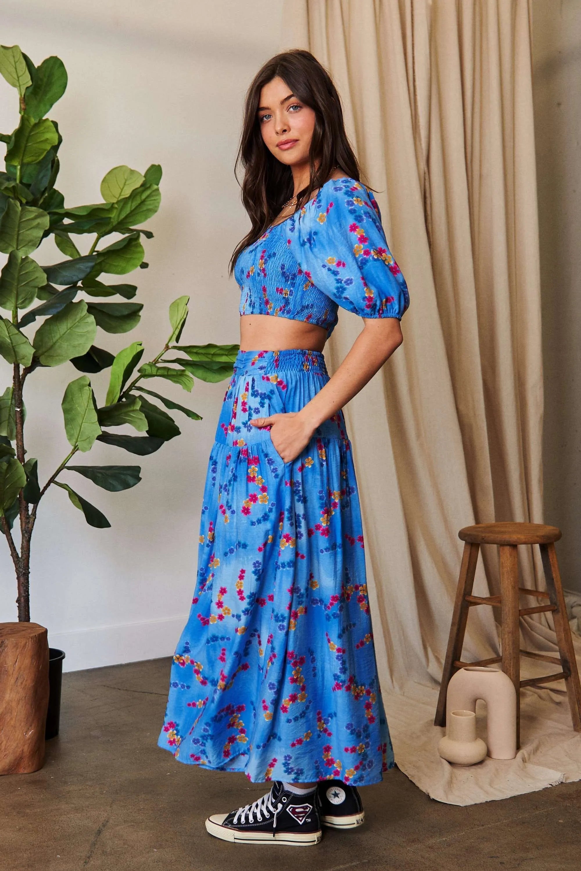 Davi & Dani Printed Smocking Waistband Ruffled Maxi Skirt 9b22664c78534948b2eea577048b4207-Max-Origin