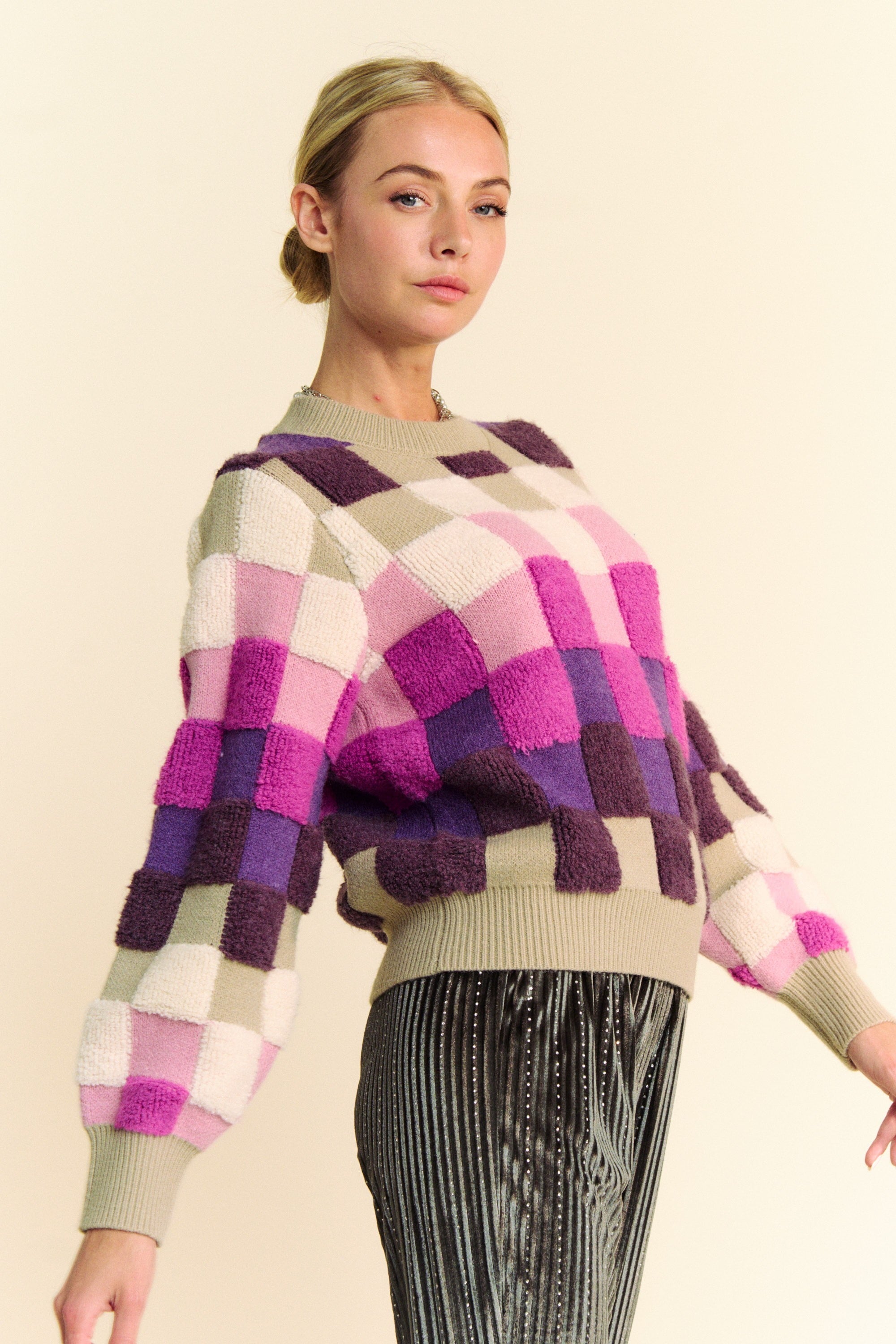 Davi & Dani Checkered Round Neck Long Sleeve Sweater Davi & Dani Checkered Round Neck Long Sleeve Sweater