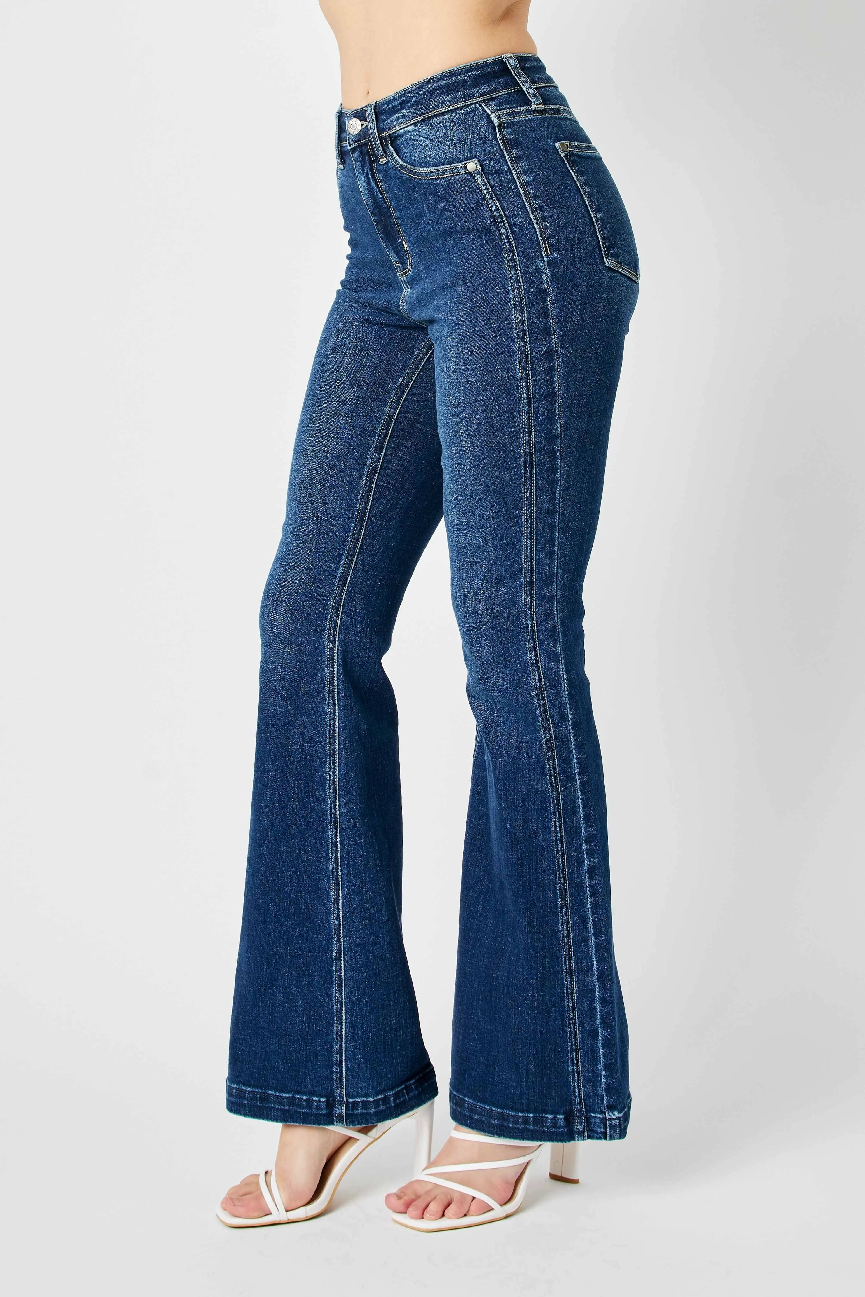 Judy Blue Full Size Hw Angled Side Seam Detail Flare Jeans Plus Size 9f4c8a10b13148ee955846022aede25e-Max-Origin