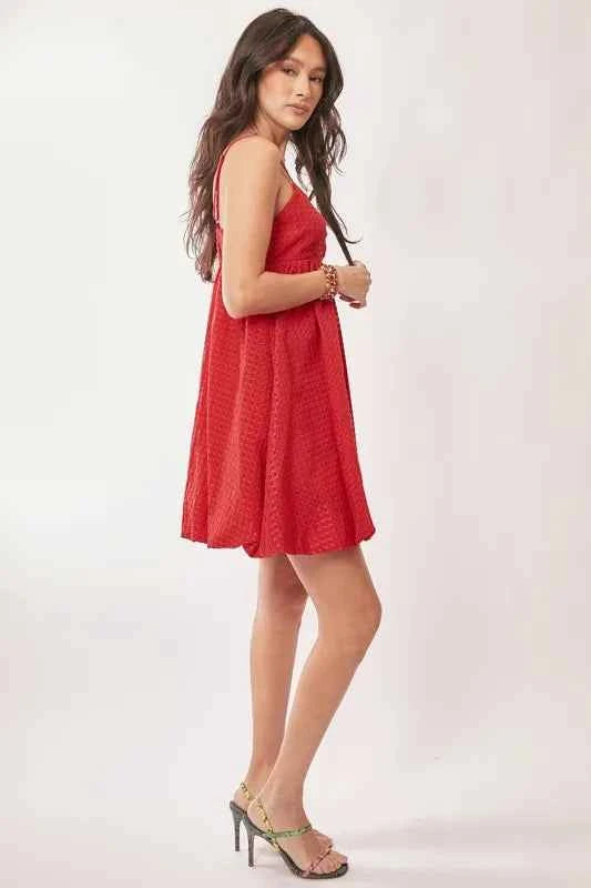 Davi & Dani Textured Sweetheart Neckline Bubble Hem Dress Davi & Dani Textured Sweetheart Neckline Bubble Hem Dress