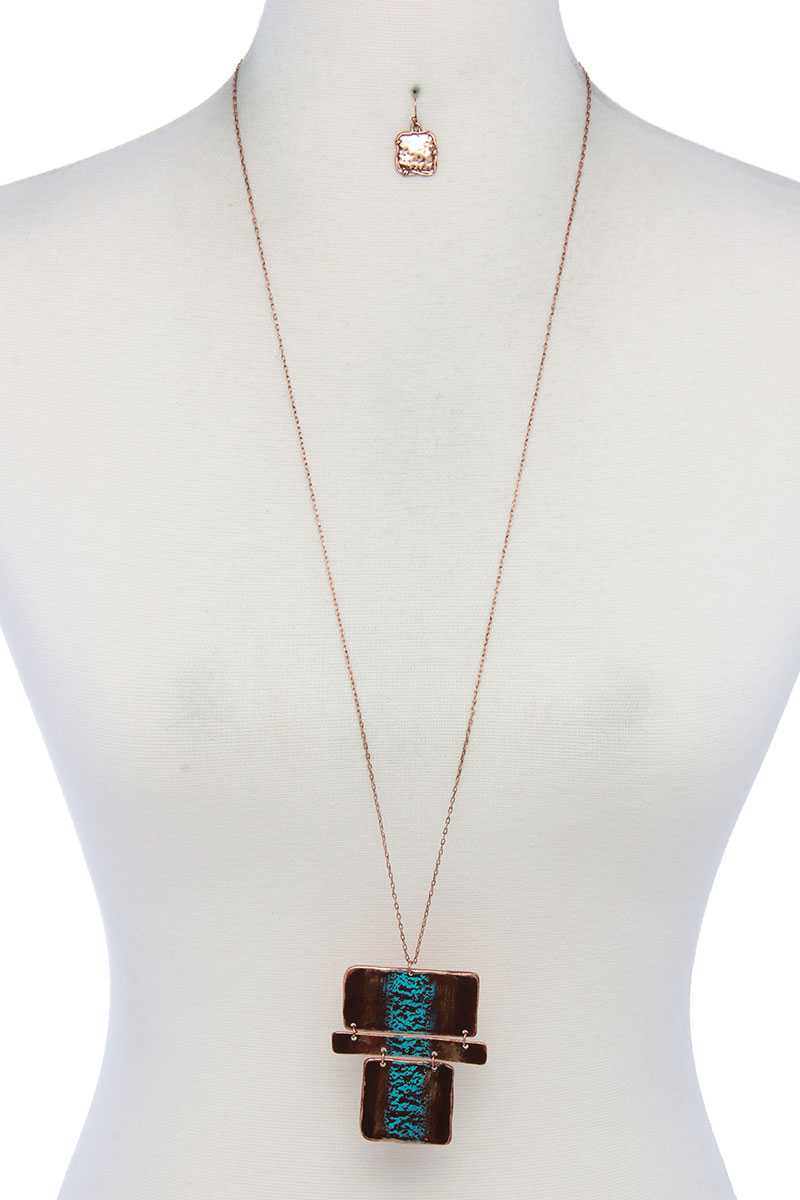Rectangular Shape Pendant Necklace product image