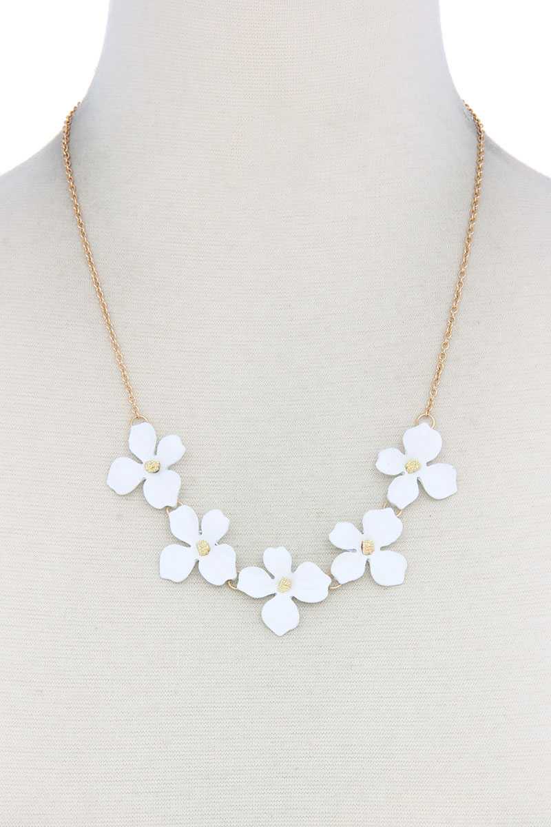 Flower Necklace product image