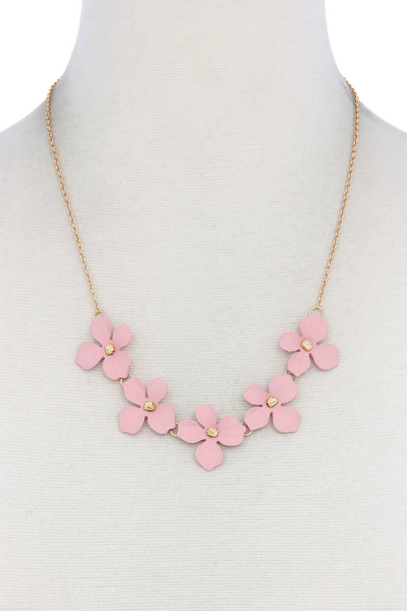 Flower Necklace product image