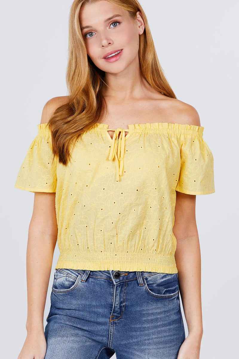 Short Sleeve Off The Shoulder Front Tie Detail Smocked Hem Eyelet Lace Woven Top Short Sleeve Off The Shoulder Front Tie Detail Smocked Hem Eyelet Lace Woven Top