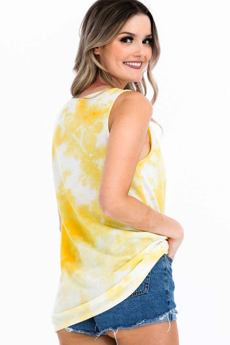 Tie-dye Knit Top Featured In A Scoop Neckline And Sleeveless Tie-dye Knit Top Featured In A Scoop Neckline And Sleeveless