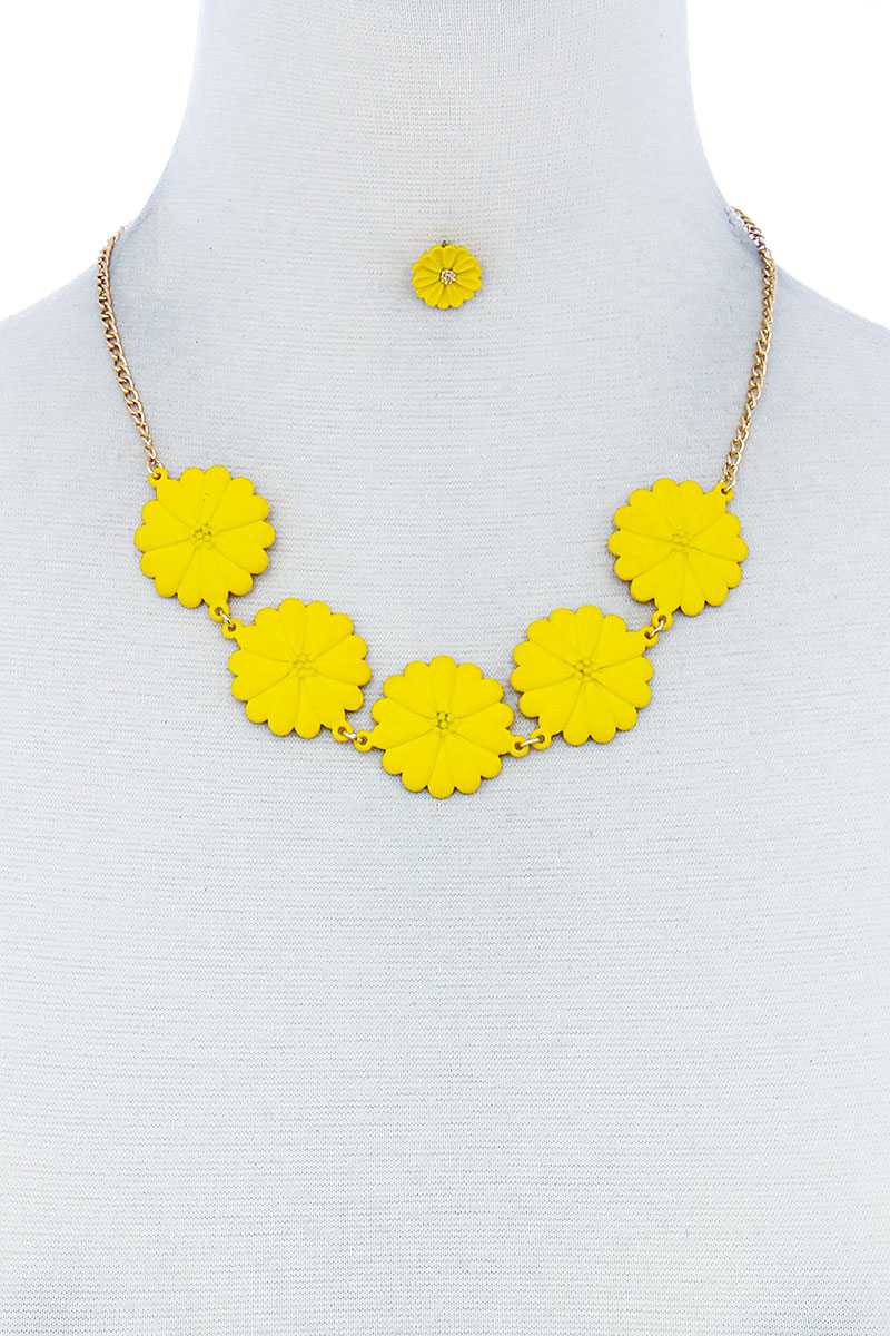 Fashion Cute Multi Tender Flower Necklace And Earring Set product image