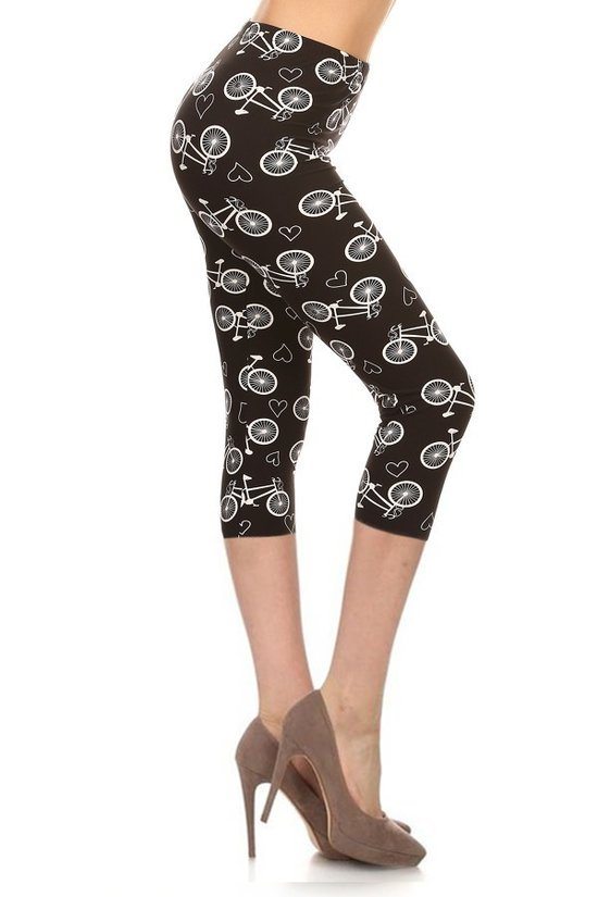 Multi-color Print, Cropped Capri Leggings product image