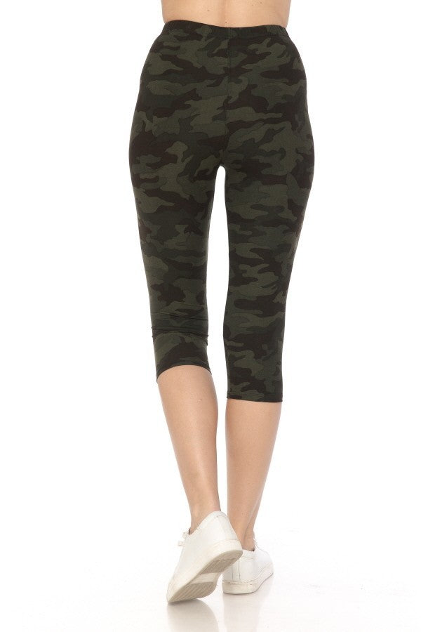 Multi-color Print, Cropped Capri Leggings In A Fitted Style With A Banded High Waist product image