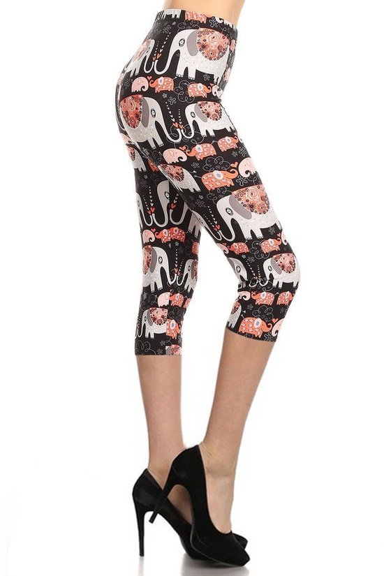 Elephants Printed, High Waisted Capri Leggings In A Fitted Style With An Elastic Waistband Elephants Printed, High Waisted Capri Leggings In A Fitted Style With An Elastic Waistband - TopFashionHQ
