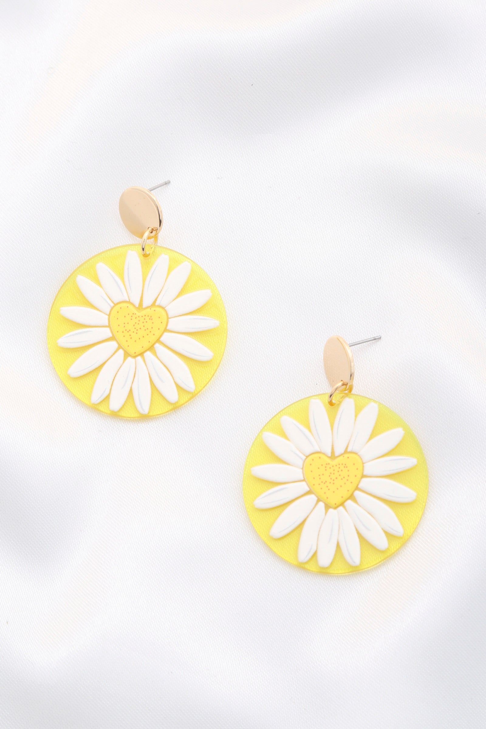 Daisy Printed Round Ac Drop Earriing Daisy Printed Round Ac Drop Earriing - TopFashionHQ