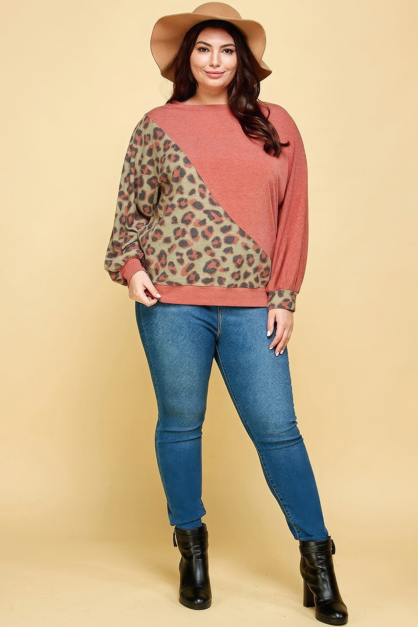 Plus Size Cute Animal French Terry Brush Contrast Print Pullover product image