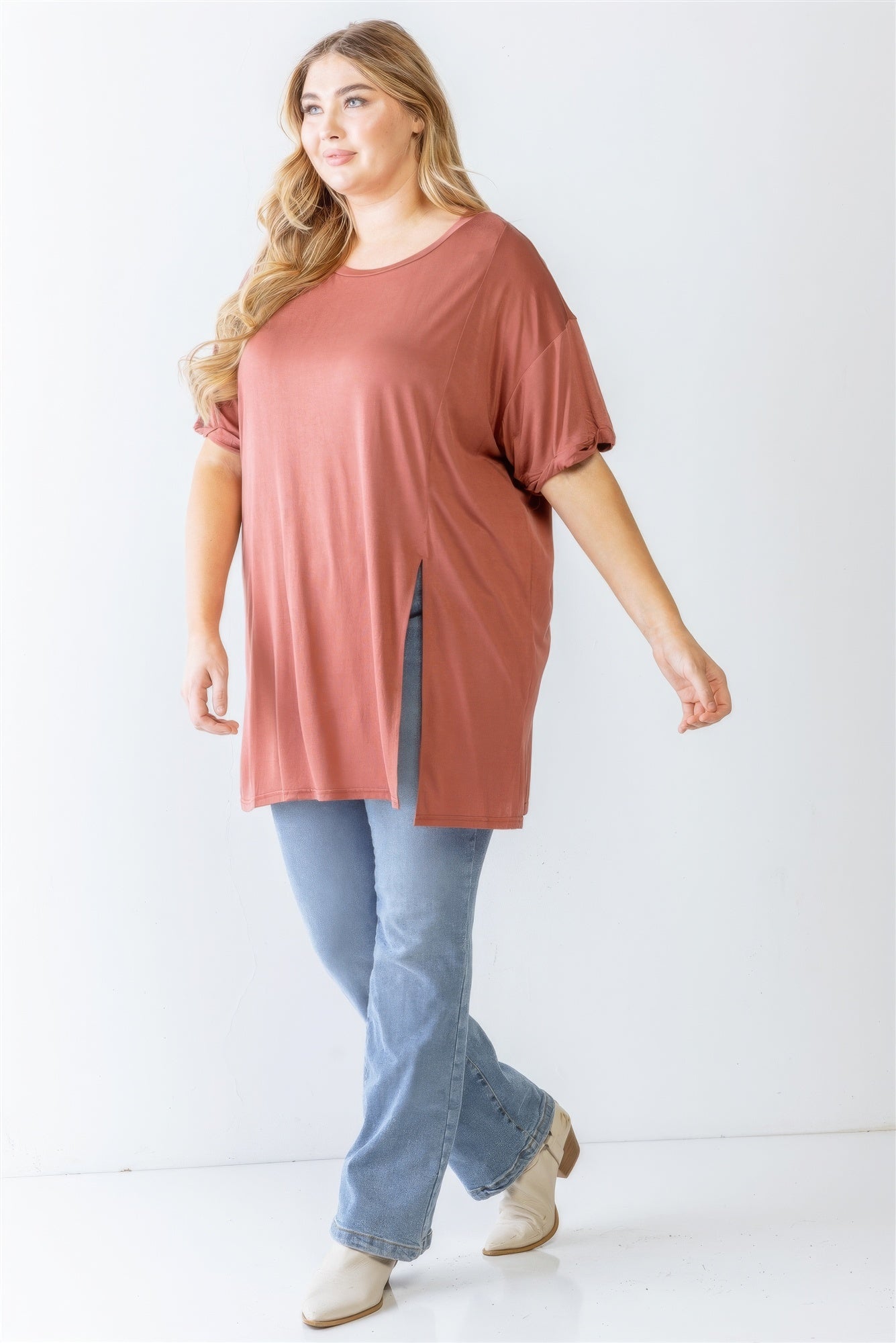Plus Brick Round Neck Short Sleeve Relax Top product image