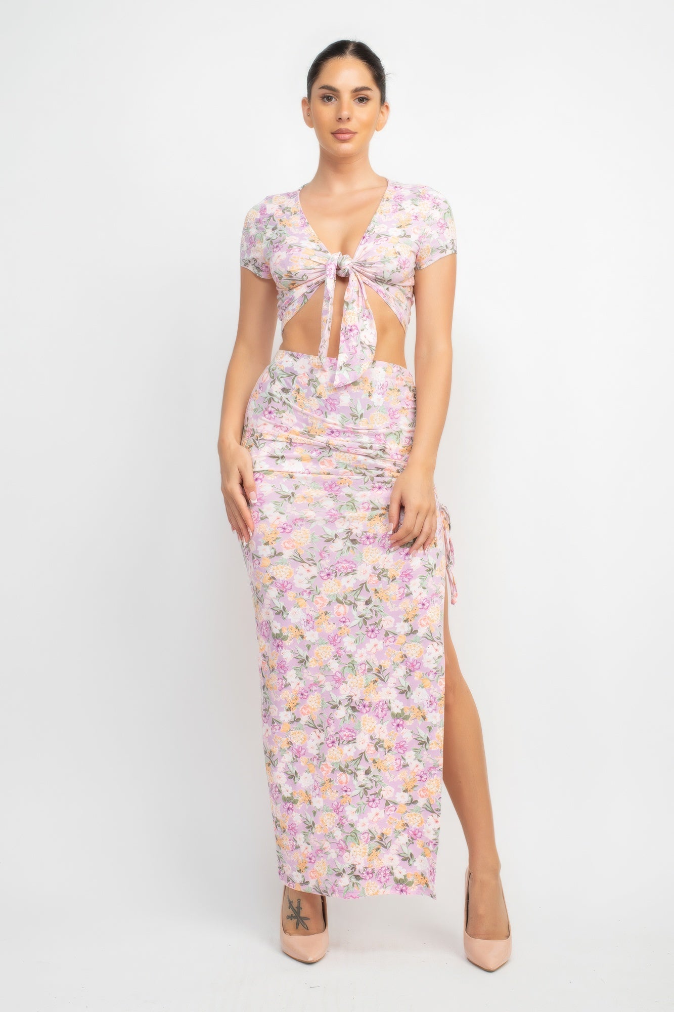 Front Knot Floral Top & Ruched Maxi Skirts Set Front Knot Floral Top & Ruched Maxi Skirts Set - TopFashionHQ