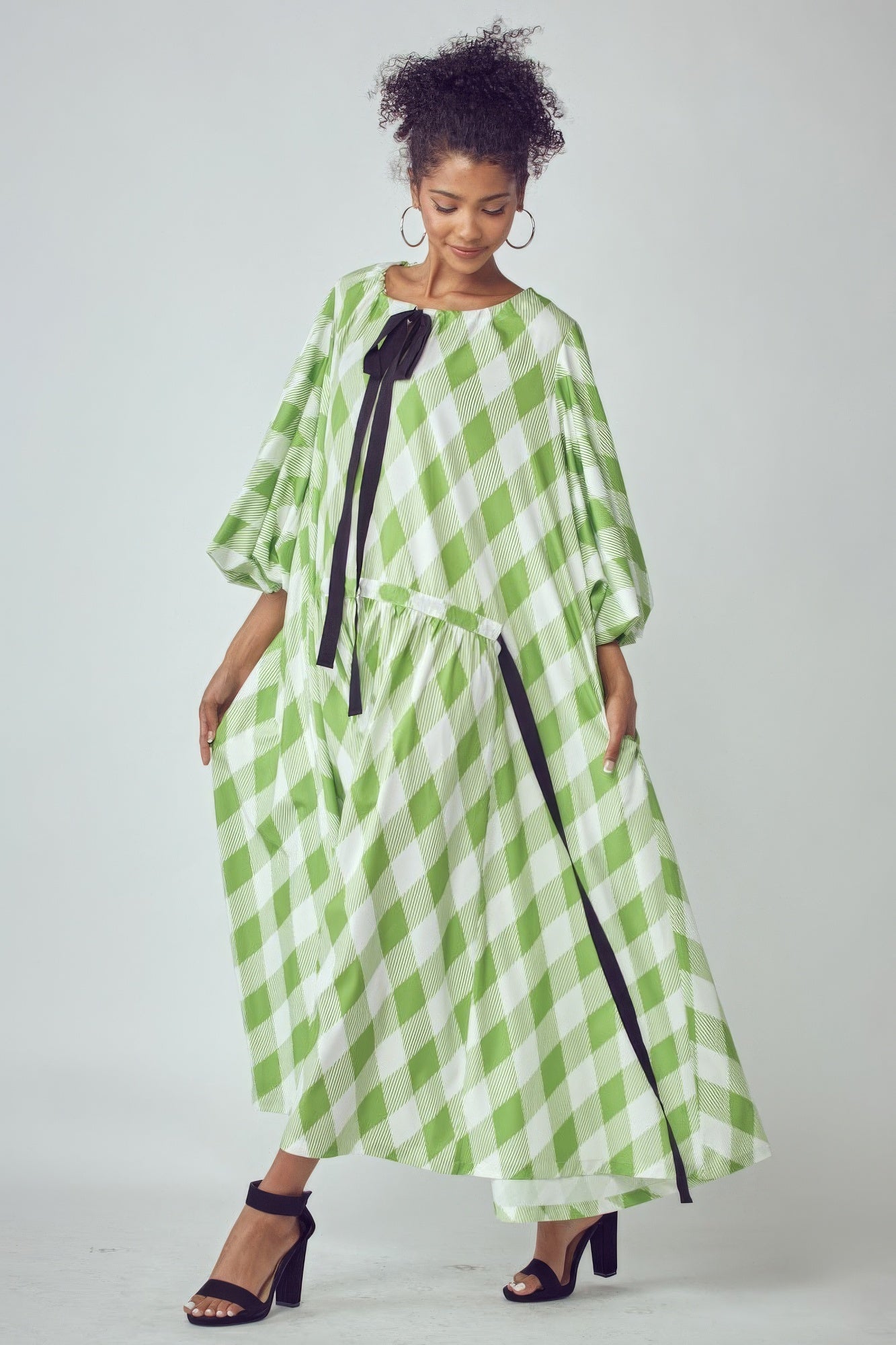 Balloon Sleeves Very Over Fit Pocketed Dress product image