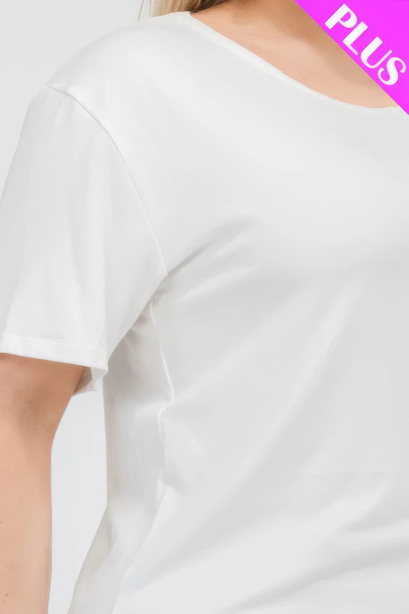 Plus Size Basic Short Sleeve T-shirt product image
