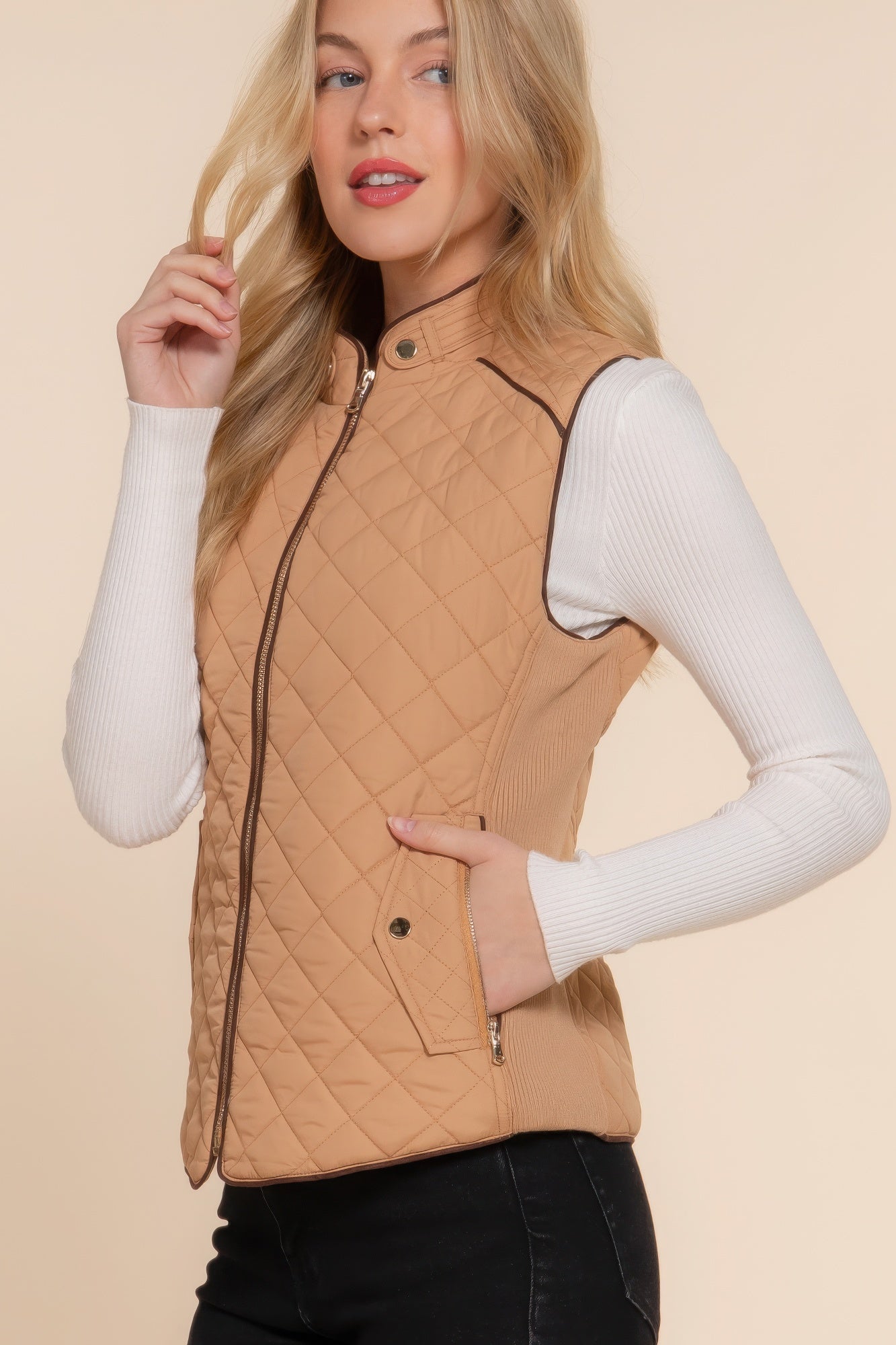 Suede Piping Quilted Padding Vest product image