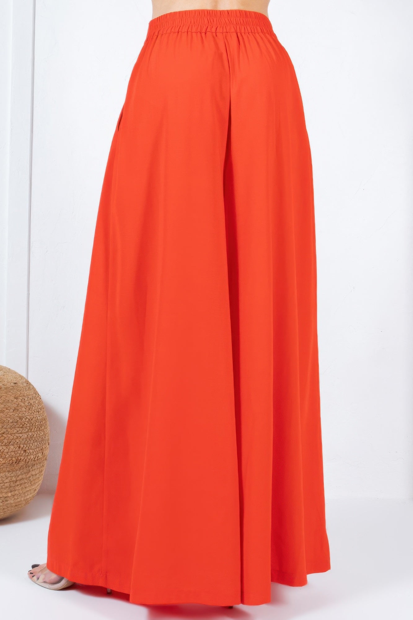 Large Hem Wide Leg Pleated Solid Pants product image