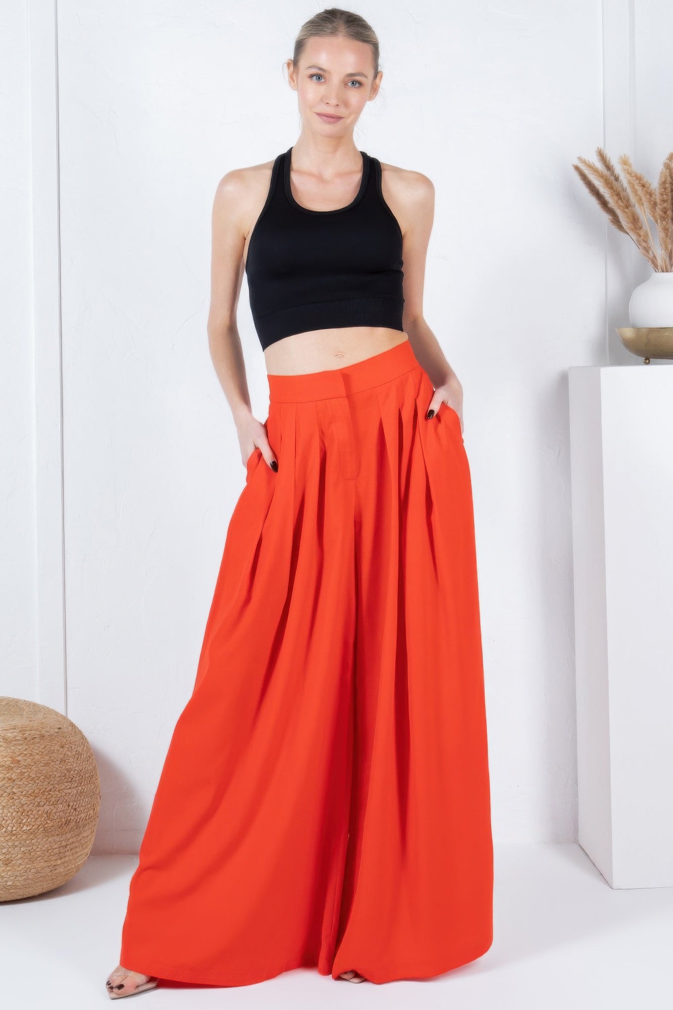 Large Hem Wide Leg Pleated Solid Pants product image