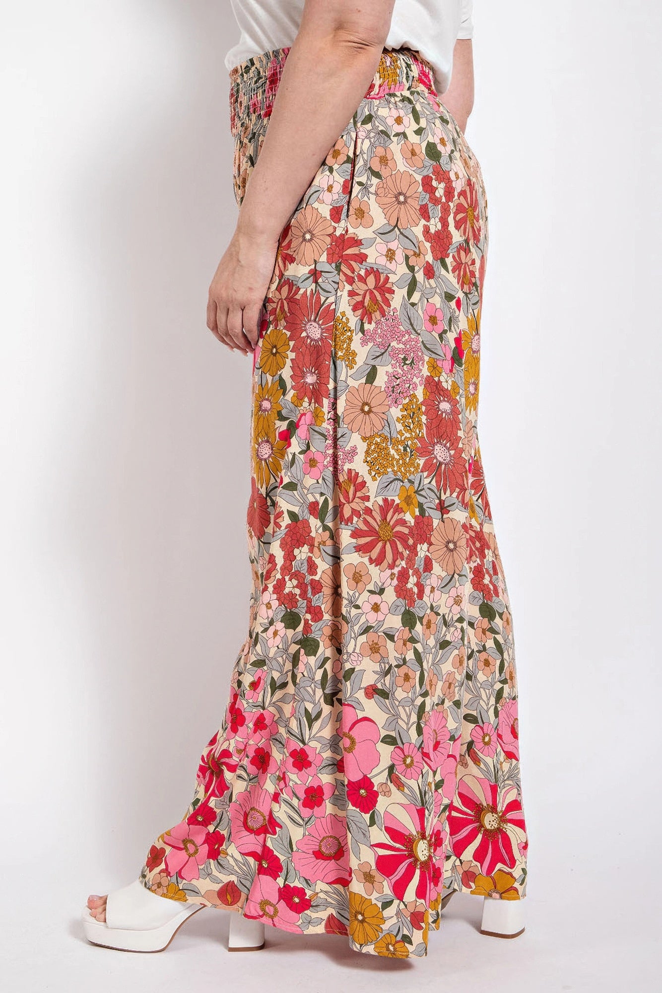 Flare Wide Leg And Waist Smocked Pants With Side Pocket product image