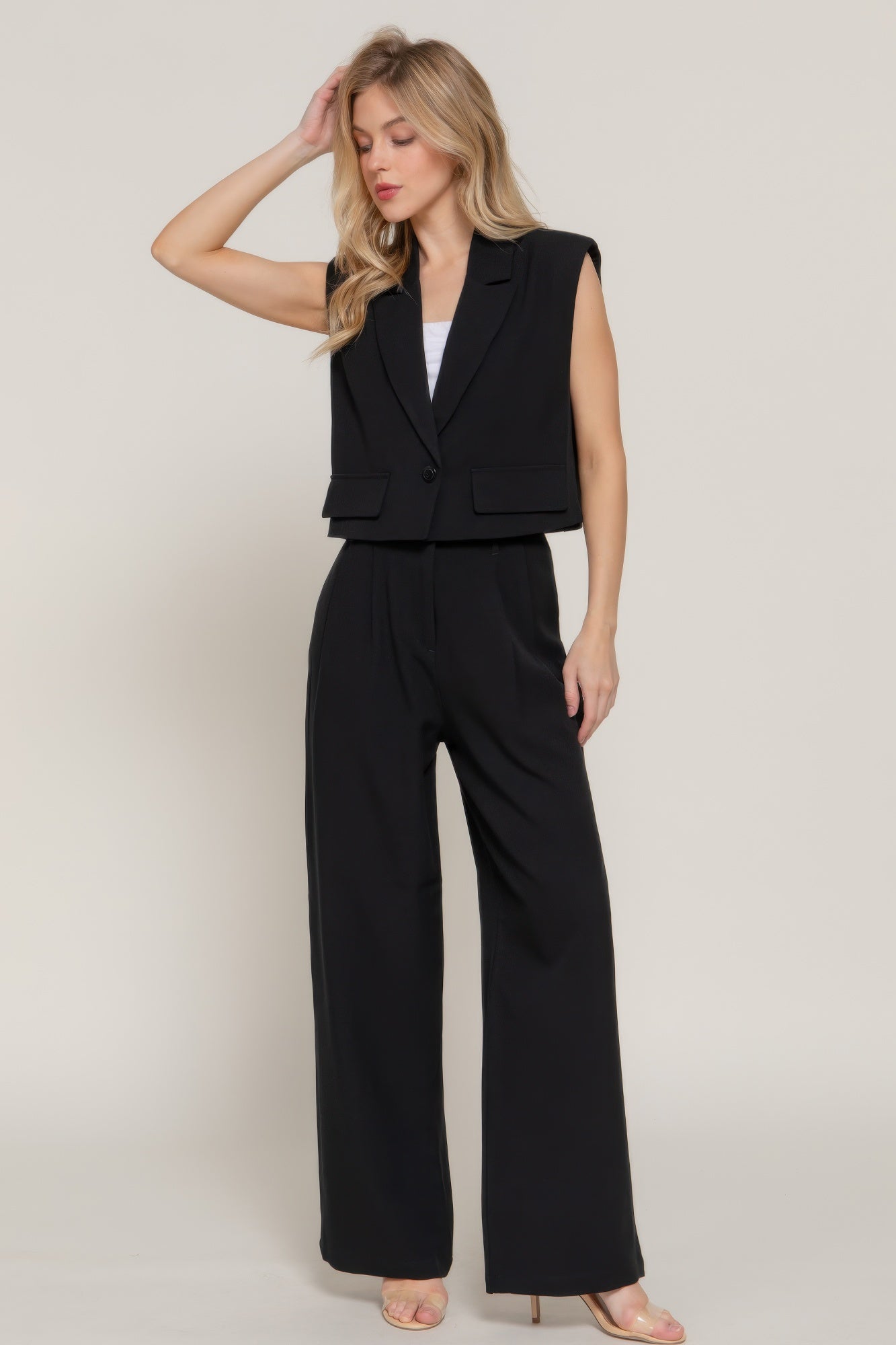 Lapel Collar W/shoulder Pads Vest product image