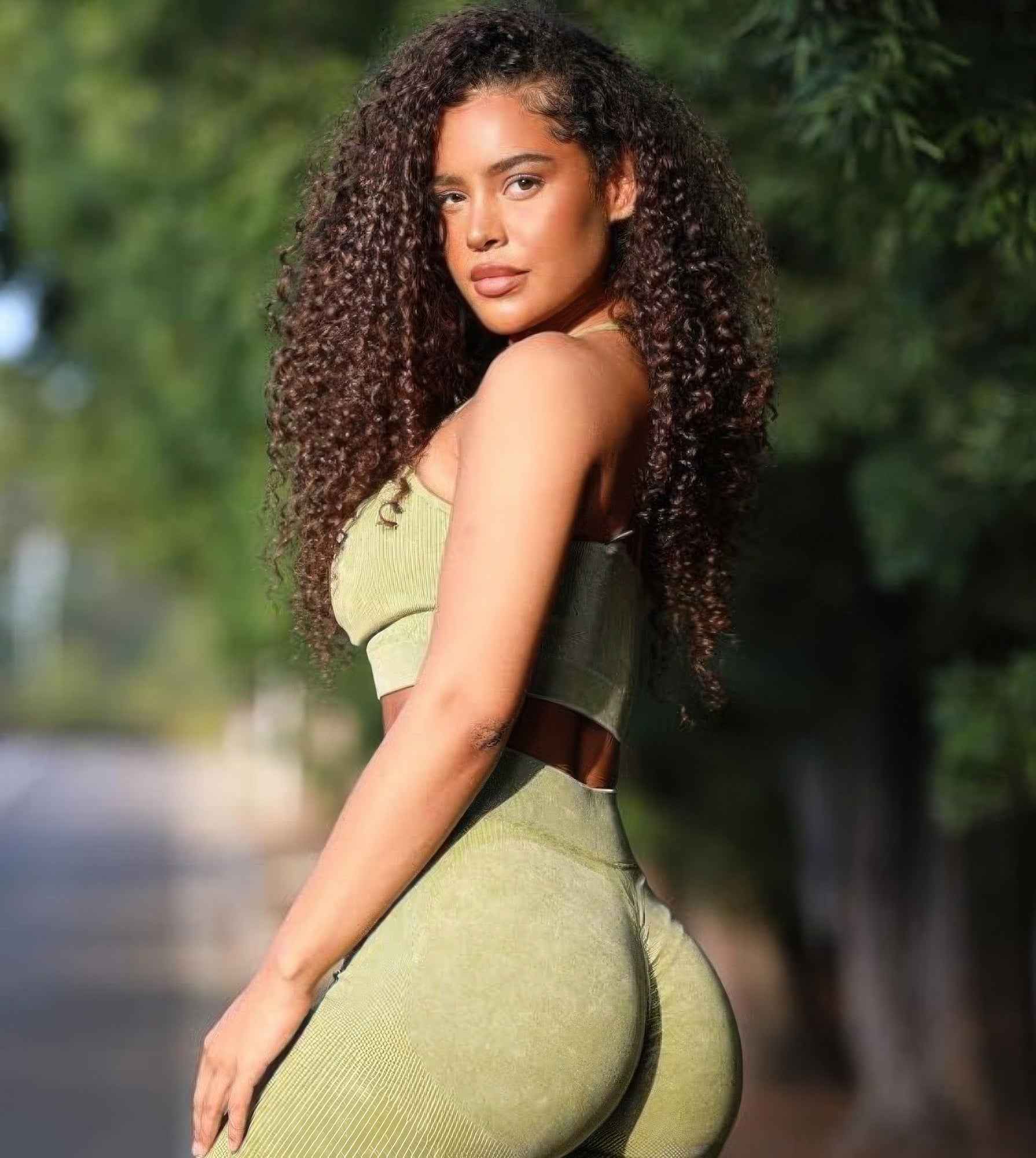 Sculpting Yoga Set Sculpting Yoga Set