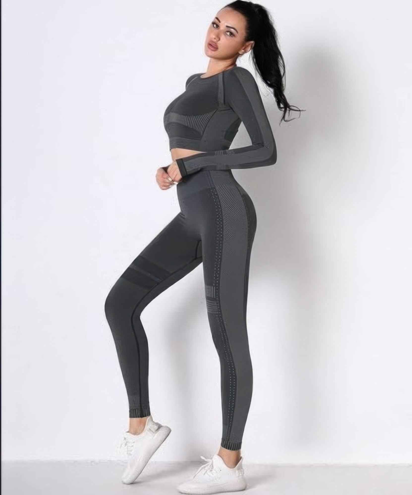 Seamless Long Sleeve Solid Yoga Set Seamless Long Sleeve Solid Yoga Set
