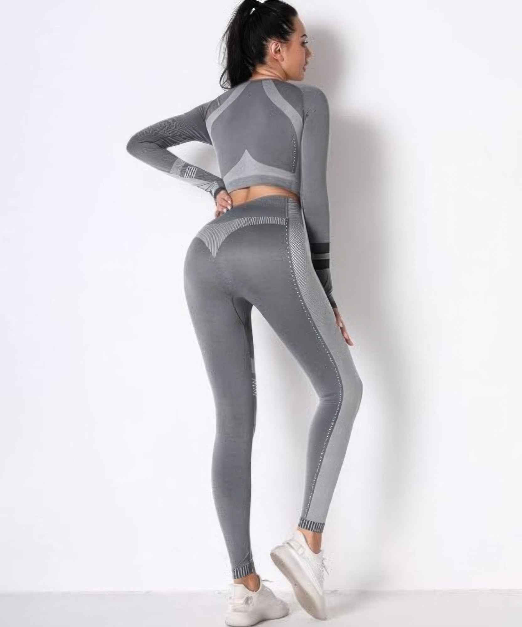 Seamless Long Sleeve Solid Yoga Set Seamless Long Sleeve Solid Yoga Set