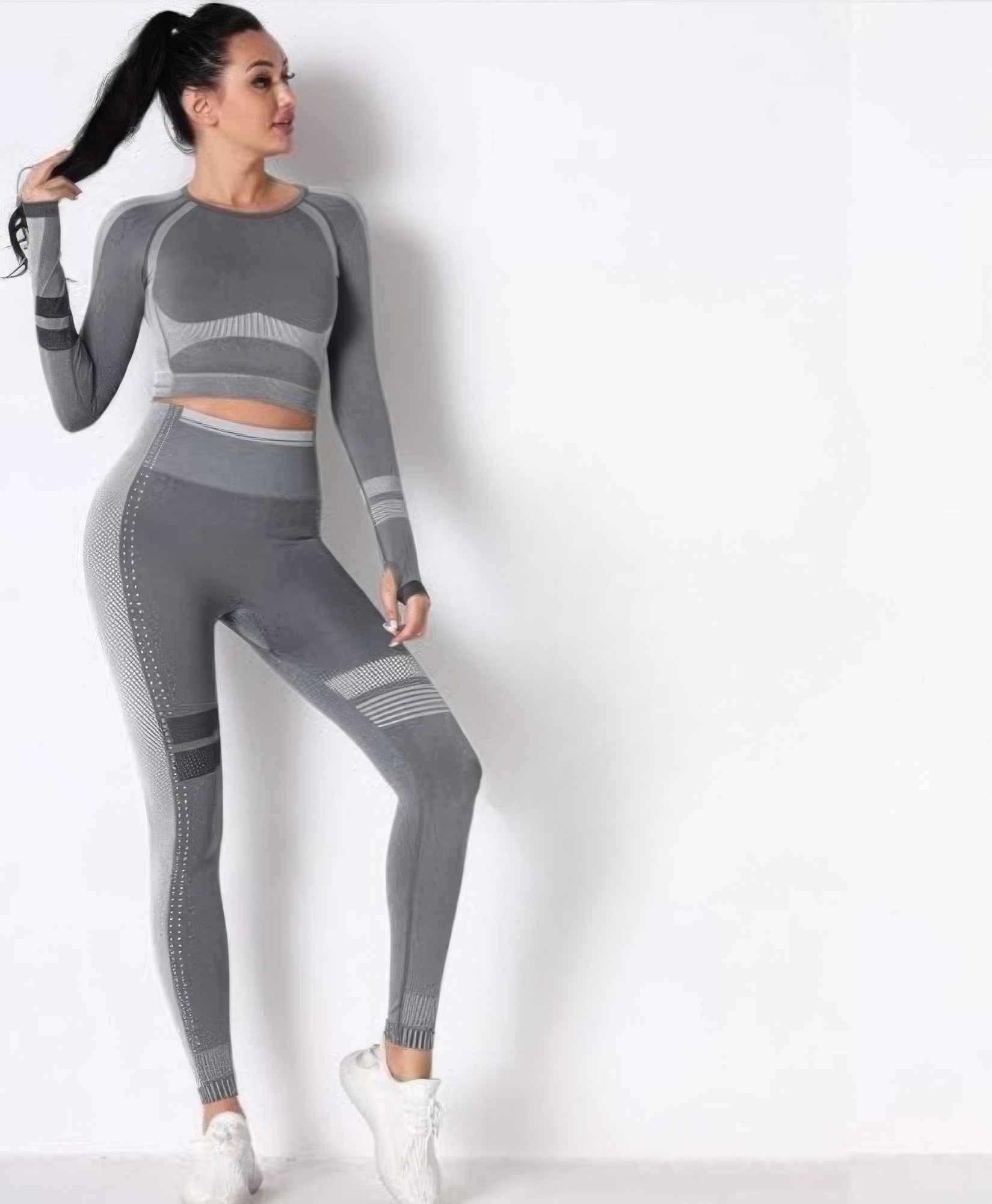 Seamless Long Sleeve Solid Yoga Set Seamless Long Sleeve Solid Yoga Set