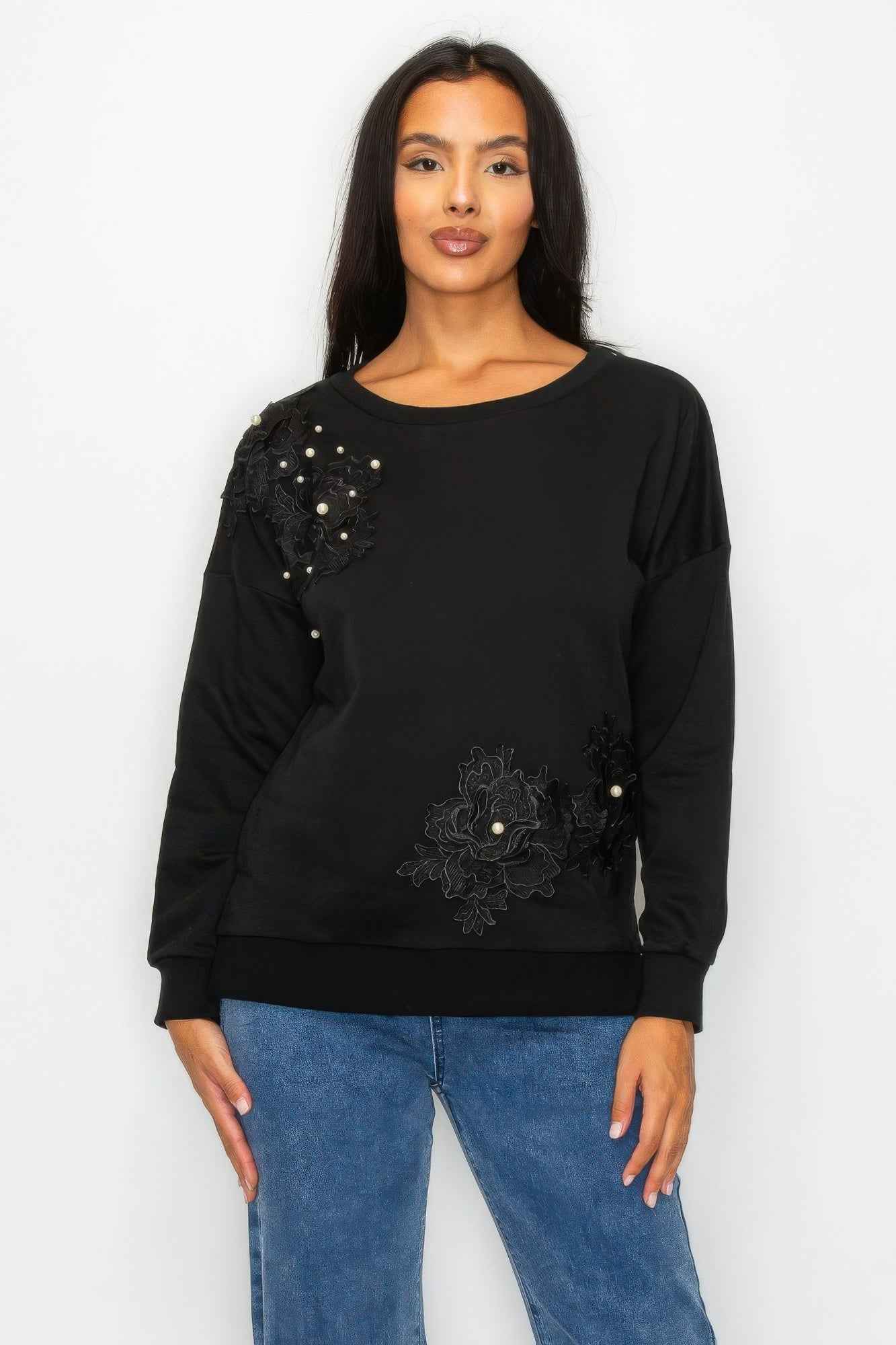 Faux Pearl Beaded Floral Patch Crewneck Sweatshirt Faux Pearl Beaded Floral Patch Crewneck Sweatshirt