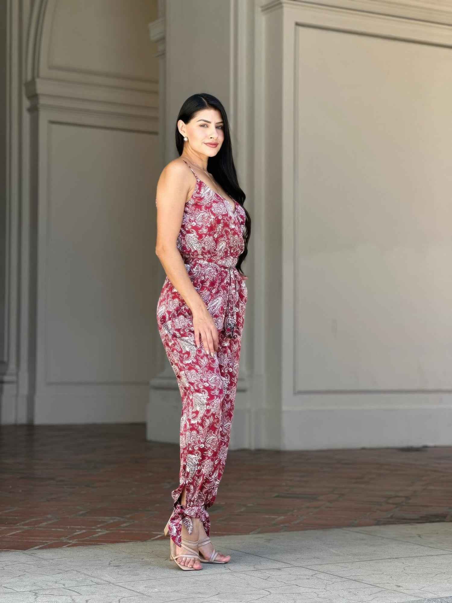 V Neck Sleeveless Paisley Jumpsuit With Tie Waist V Neck Sleeveless Paisley Jumpsuit With Tie Waist