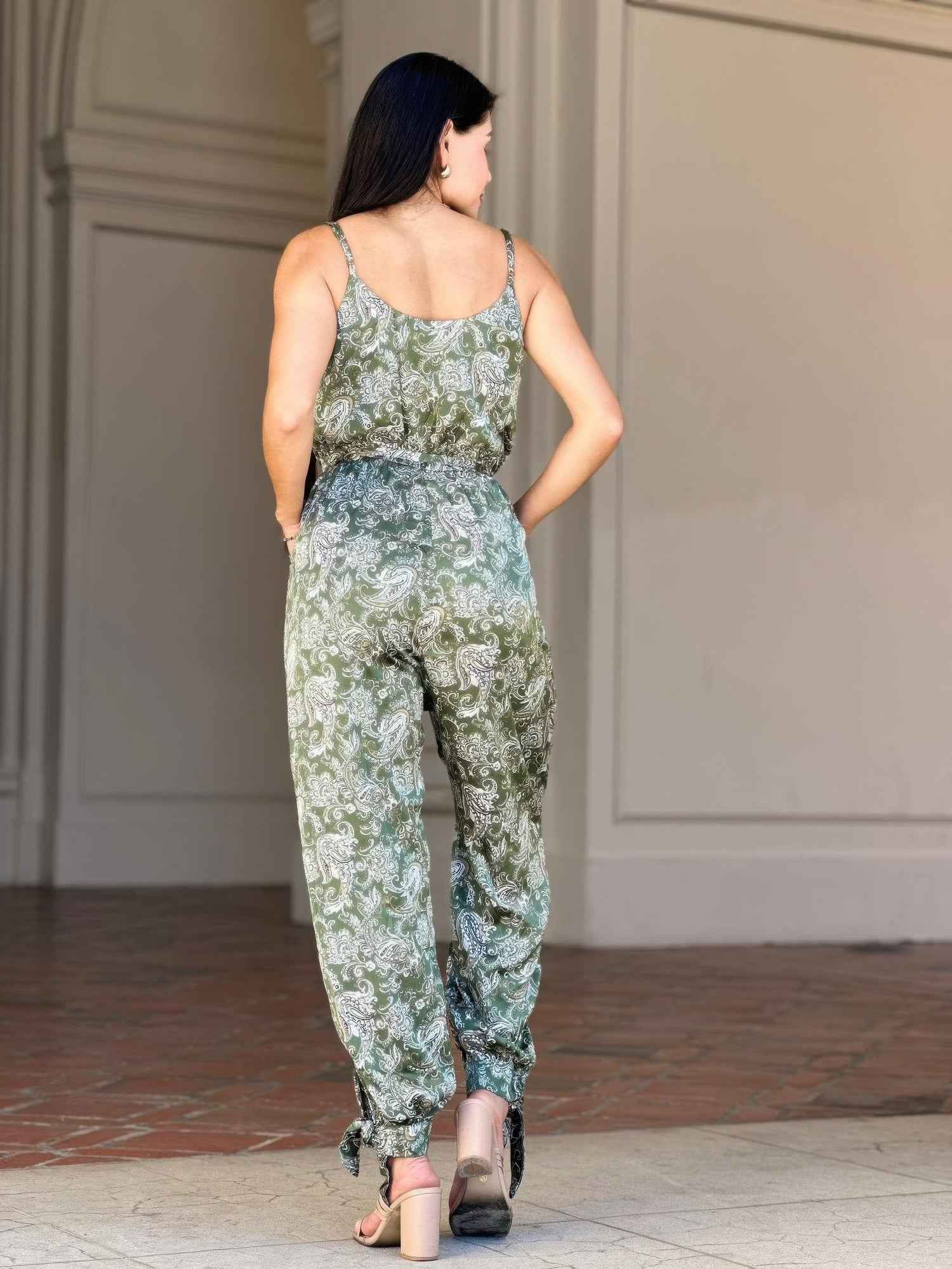 V Neck Sleeveless Paisley Jumpsuit With Tie Waist V Neck Sleeveless Paisley Jumpsuit With Tie Waist