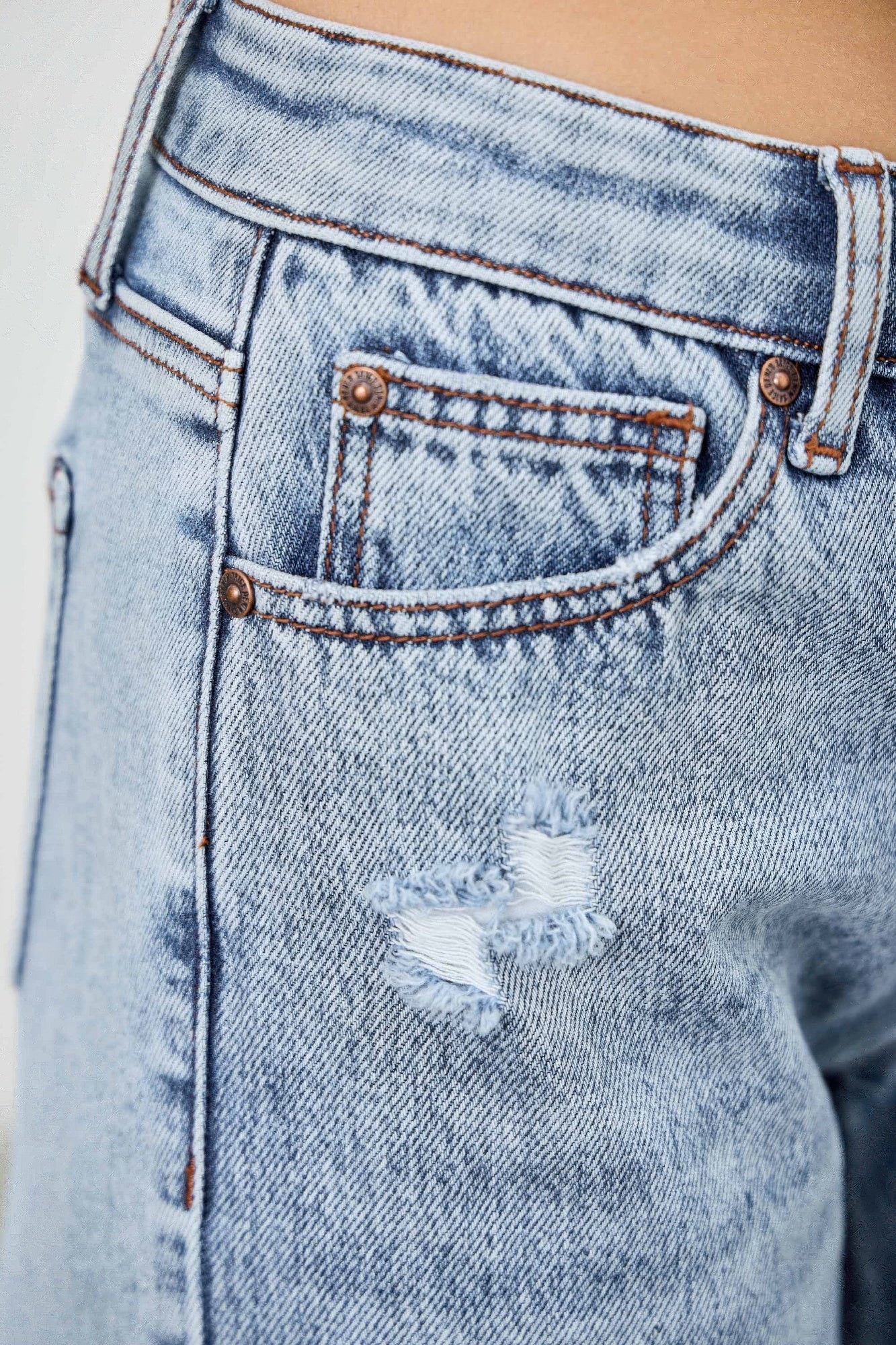 Mid Rise Relaxed Straight With Destroy product image