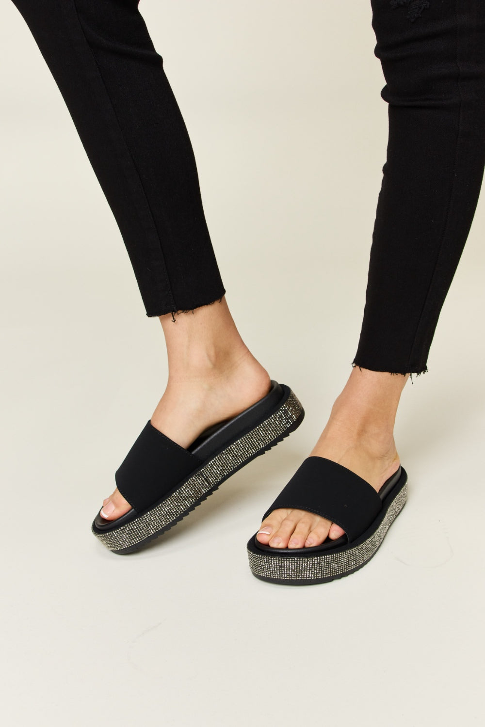 Forever Link Open Toe Rhinestone Platform Sandals Forever Link Open Toe Rhinestone Platform Sandals - TopFashionHQ