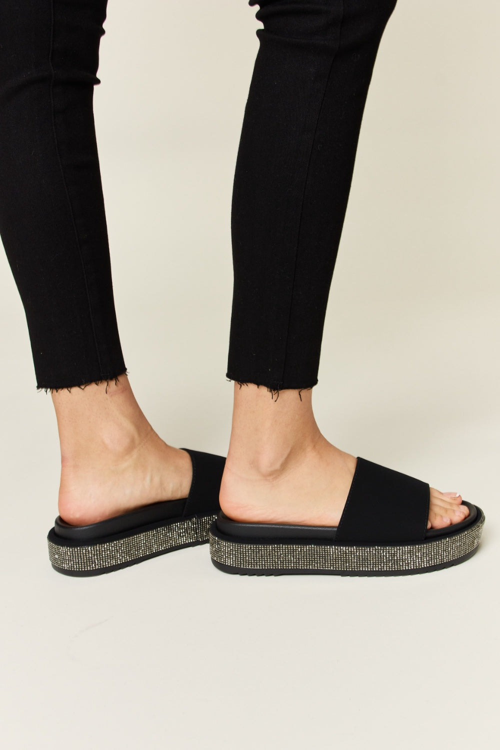 Forever Link Open Toe Rhinestone Platform Sandals Forever Link Open Toe Rhinestone Platform Sandals - TopFashionHQ