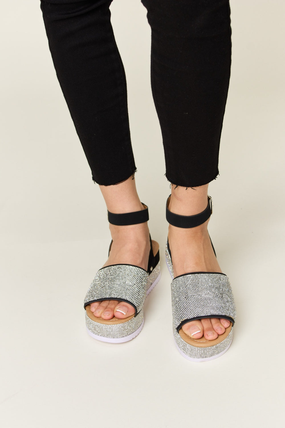 Forever Link Rhinestone Buckle Strappy Wedge Sandals Forever Link Rhinestone Buckle Strappy Wedge Sandals - TopFashionHQ