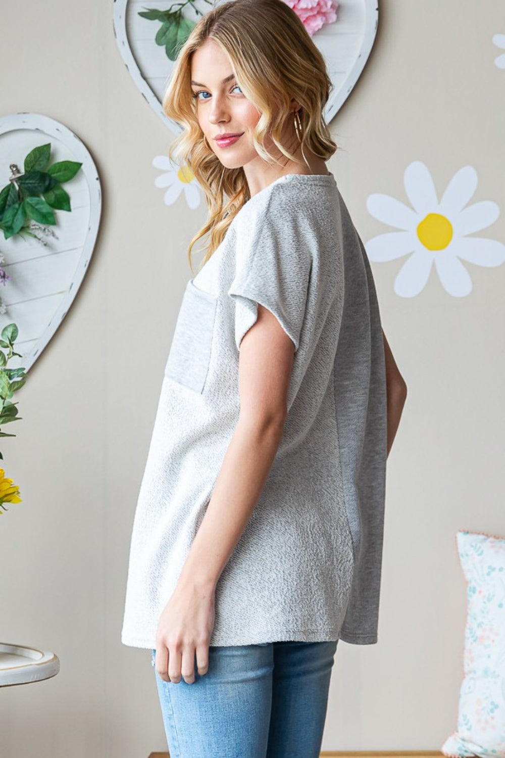 Heimish Full Size Pocketed Round Neck Short Sleeve T-Shirt Heimish Full Size Pocketed Round Neck Short Sleeve T-Shirt - TopFashionHQ