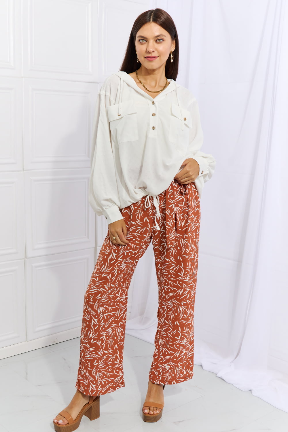 Heimish Right Angle Full Size Geometric Printed Pants in Red Orange Heimish Right Angle Full Size Geometric Printed Pants in Red Orange - TopFashionHQ