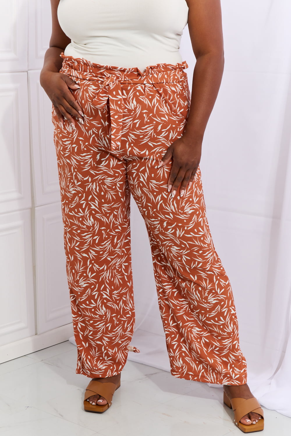 Heimish Right Angle Full Size Geometric Printed Pants in Red Orange Heimish Right Angle Full Size Geometric Printed Pants in Red Orange - TopFashionHQ