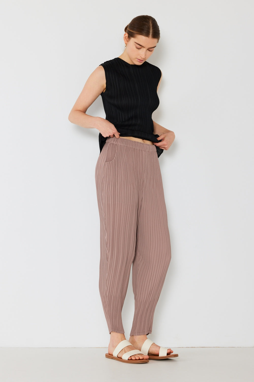 Marina West Swim Pleated Relaxed-Fit Slight Drop Crotch Jogger Marina West Swim Pleated Relaxed-Fit Slight Drop Crotch Jogger - TopFashionHQ